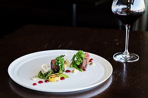 The Rees Hotel and Luxury Apartments