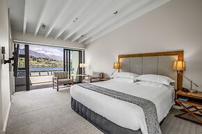 The Rees Hotel and Luxury Apartments