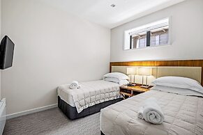 The Rees Hotel and Luxury Apartments