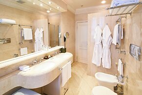 Hotel de la Ville - Small Luxury Hotels of the World