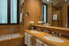 Hotel de la Ville - Small Luxury Hotels of the World
