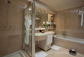 Hotel de la Ville - Small Luxury Hotels of the World