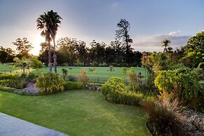 Protea Hotel by Marriott George King George