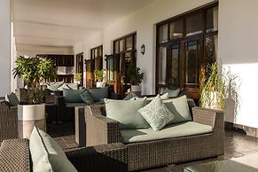 Protea Hotel by Marriott George King George