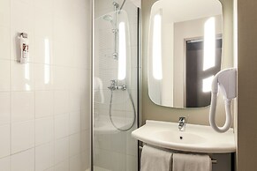 ibis Massy