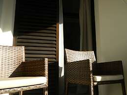 Cosmopolitan Praia Flat