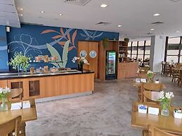 Cosmopolitan Praia Flat