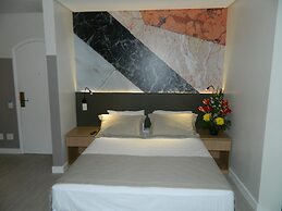 Cosmopolitan Praia Flat