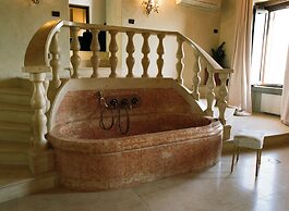 La Posta Vecchia Hotel