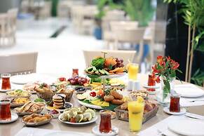 Nova Plaza Crystal Hotel & Spa