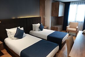 Nova Plaza Crystal Hotel & Spa