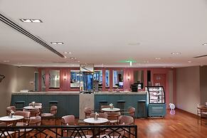 Nova Plaza Crystal Hotel & Spa