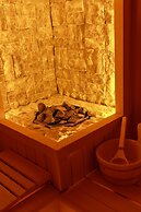 Nova Plaza Crystal Hotel & Spa