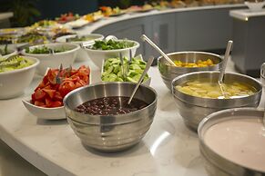 Nova Plaza Crystal Hotel & Spa