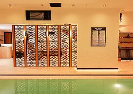 Nova Plaza Crystal Hotel & Spa