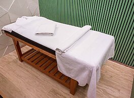 Nova Plaza Crystal Hotel & Spa