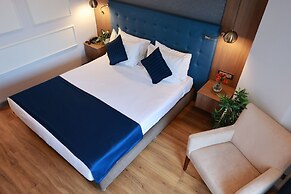 Nova Plaza Crystal Hotel & Spa