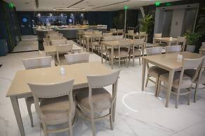 Nova Plaza Crystal Hotel & Spa