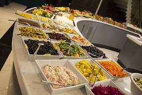 Nova Plaza Crystal Hotel & Spa