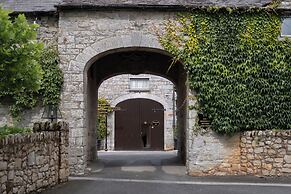 Cabra Castle Hotel