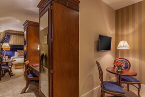 Cabra Castle Hotel