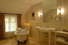 Cabra Castle Hotel
