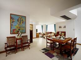 Waterfront Suites Phuket by Centara