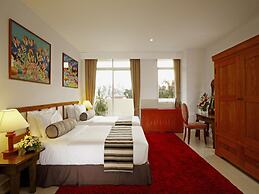 Waterfront Suites Phuket by Centara