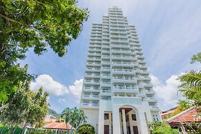 Waterfront Suites Phuket by Centara