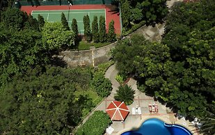 Waterfront Suites Phuket by Centara