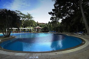 Waterfront Suites Phuket by Centara