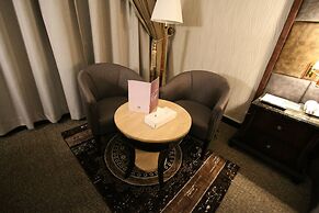Knight Armour Hotel