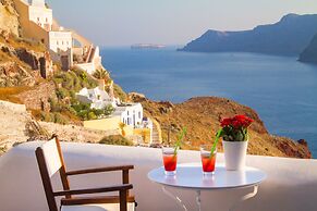 Oia Mare Villas