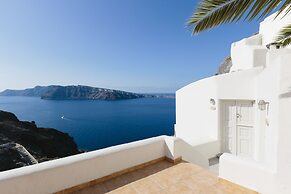 Oia Mare Villas