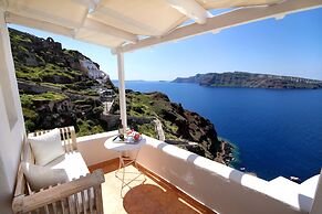Oia Mare Villas