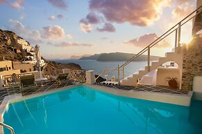 Oia Mare Villas