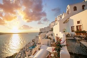 Oia Mare Villas