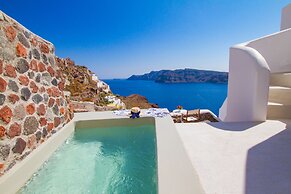 Oia Mare Villas