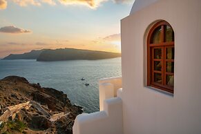 Oia Mare Villas