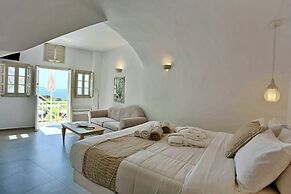 Oia Mare Villas
