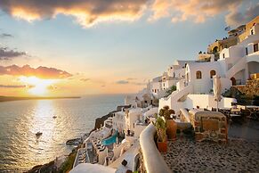 Oia Mare Villas