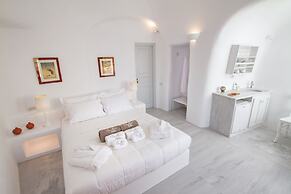 Oia Mare Villas