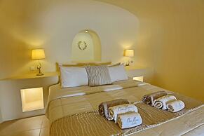 Oia Mare Villas