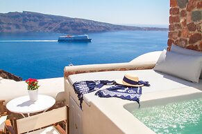 Oia Mare Villas
