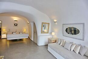 Oia Mare Villas