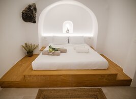 Oia Mare Villas