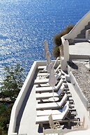 Oia Mare Villas