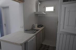 Andriani's Guest House