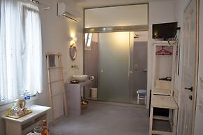 Andriani's Guest House