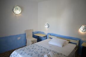 Andriani's Guest House